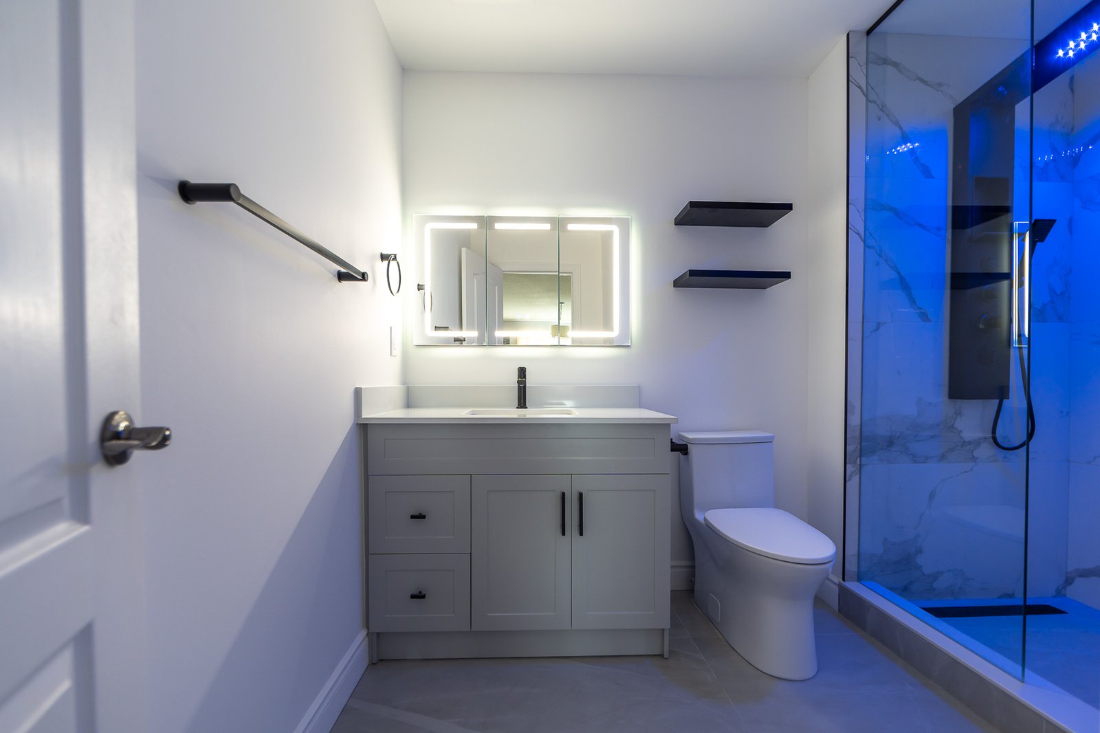 Modern Bathroom Renovations Mississauga